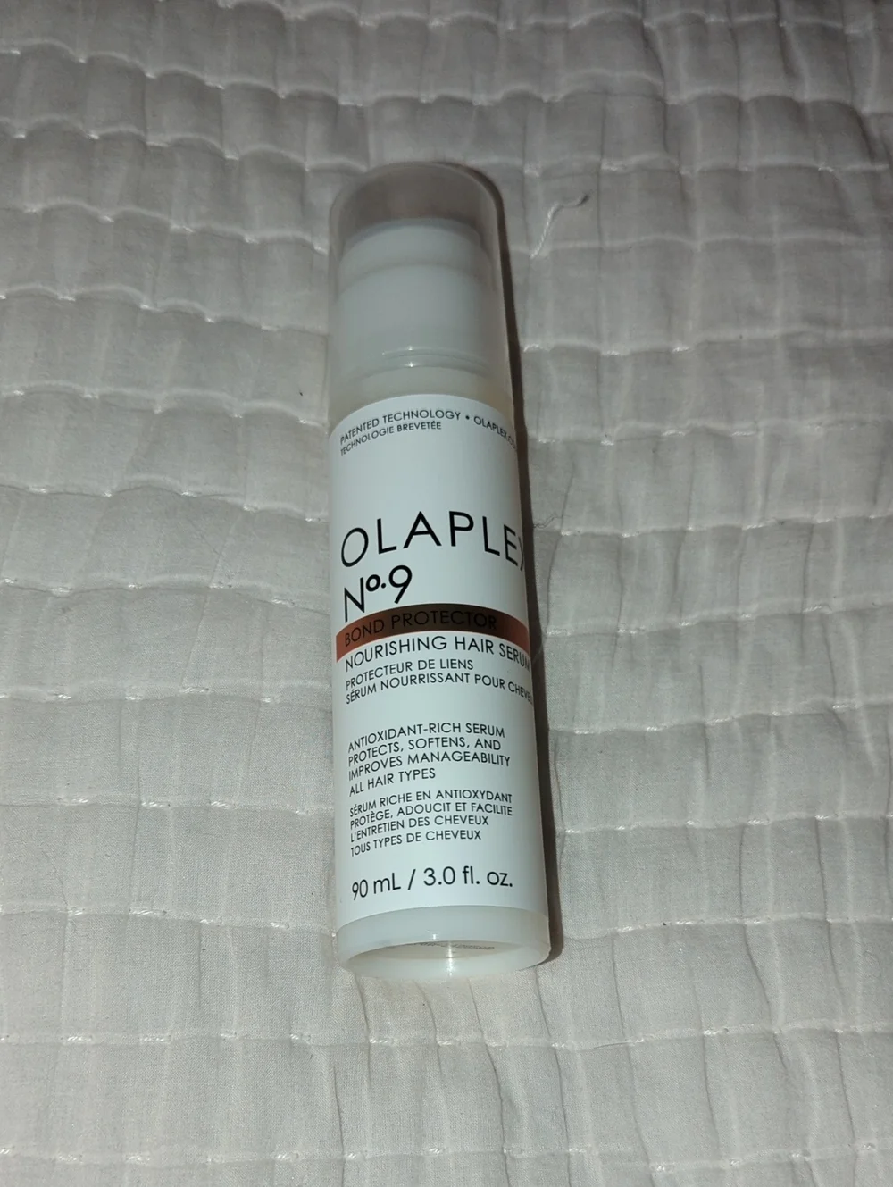 OLAPLEX No.9 Nourishing Hair Serum – White with Rose-Gold Accent